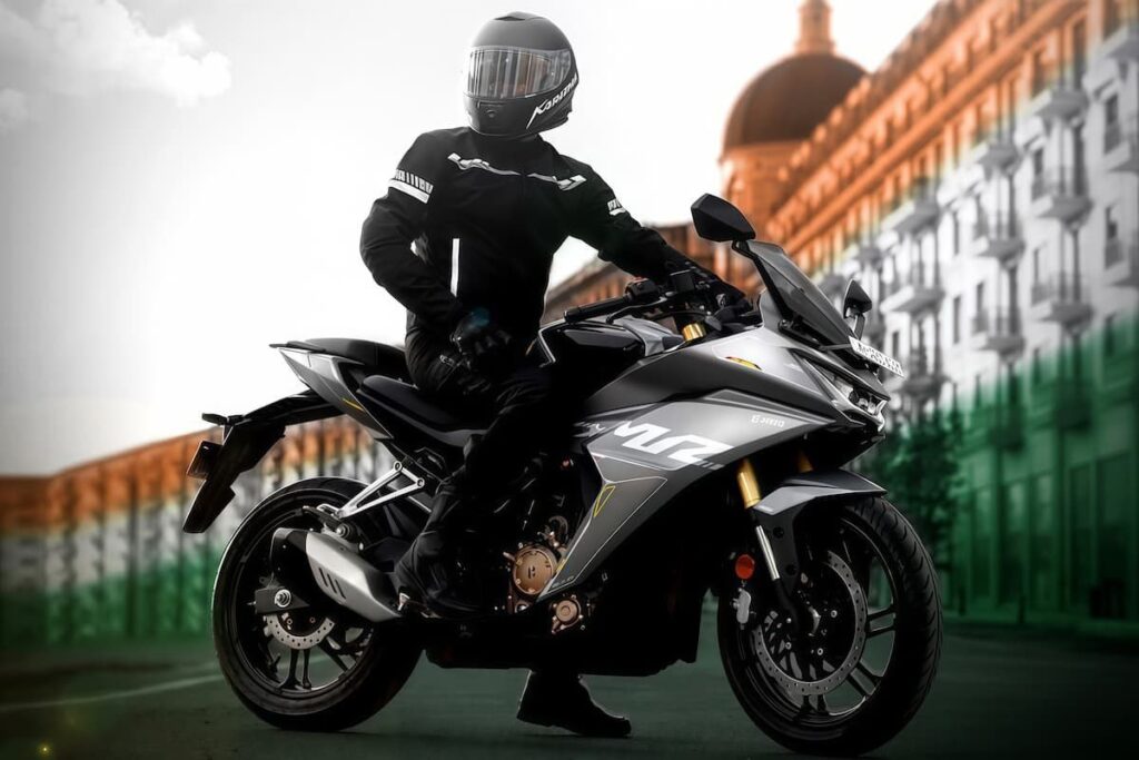 Hero Karizma XMR 210